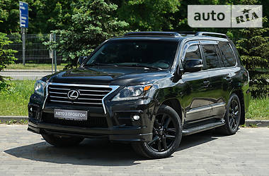 Внедорожник / Кроссовер Lexus LX 2015 в 