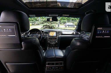 Внедорожник / Кроссовер Lexus LX 2015 в 