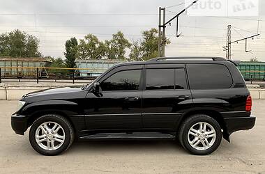 Внедорожник / Кроссовер Lexus LX 2006 в 