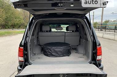 Внедорожник / Кроссовер Lexus LX 2006 в 