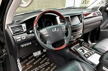 Позашляховик / Кросовер Lexus LX 2013 в Києві