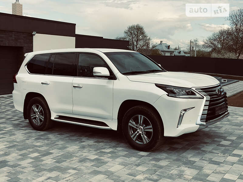 Внедорожник / Кроссовер Lexus LX 2018 в 