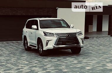 Внедорожник / Кроссовер Lexus LX 2018 в 