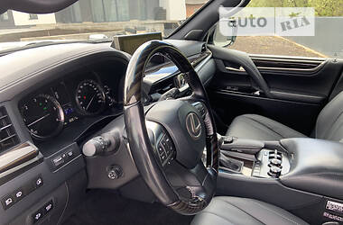 Внедорожник / Кроссовер Lexus LX 2018 в 