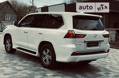 Внедорожник / Кроссовер Lexus LX 2018 в 