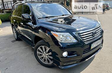 Внедорожник / Кроссовер Lexus LX 2008 в Ивано-Франковске