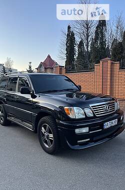 Внедорожник / Кроссовер Lexus LX 2006 в 