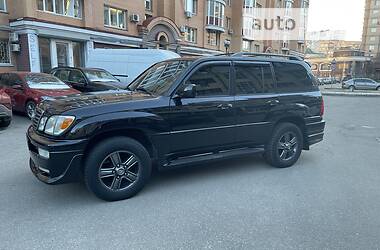 Внедорожник / Кроссовер Lexus LX 2006 в 