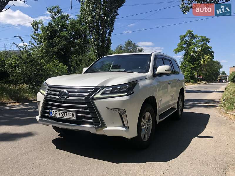 Внедорожник / Кроссовер Lexus LX 2016 в Запорожье
