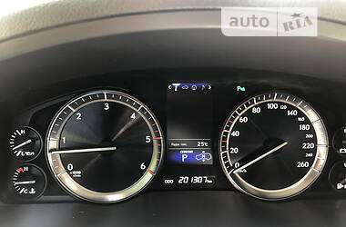 Позашляховик / Кросовер Lexus LX 2016 в Запоріжжі