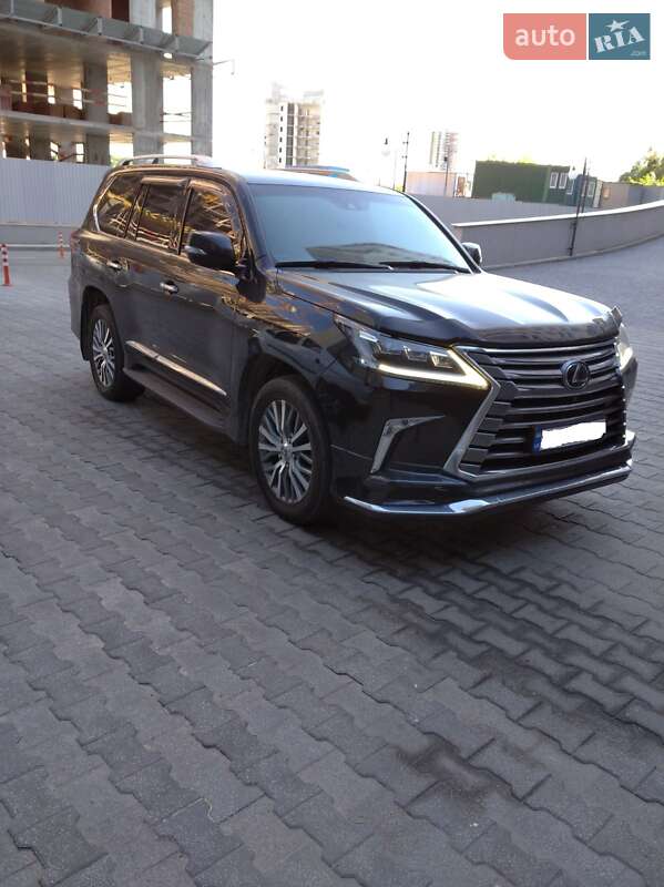 Позашляховик / Кросовер Lexus LX 2017 в Києві