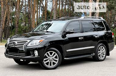 Внедорожник / Кроссовер Lexus LX 2014 в Киеве