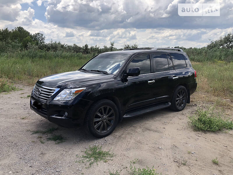 Позашляховик / Кросовер Lexus LX 2008 в Дніпрі