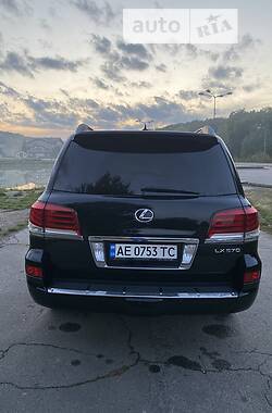 Внедорожник / Кроссовер Lexus LX 2013 в Днепре