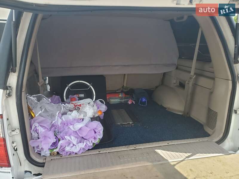 Лимузин Lexus LX 1999 в Лубнах