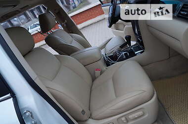 Внедорожник / Кроссовер Lexus LX 2011 в 