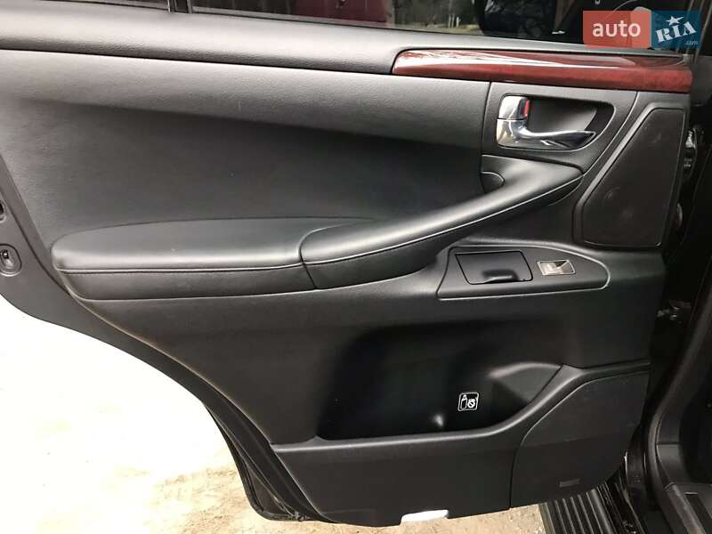Позашляховик / Кросовер Lexus LX 2011 в Харкові