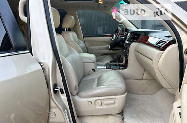 Позашляховик / Кросовер Lexus LX 2008 в 