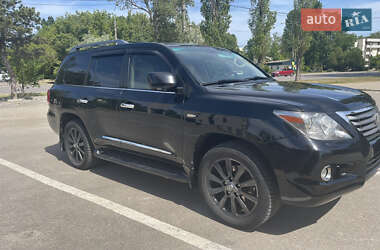 Внедорожник / Кроссовер Lexus LX 2008 в 