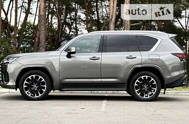Внедорожник / Кроссовер Lexus LX 2023 в 