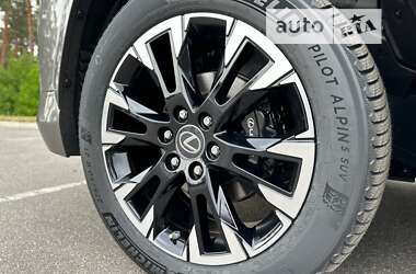 Внедорожник / Кроссовер Lexus LX 2023 в 