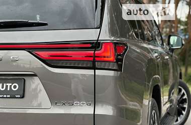 Внедорожник / Кроссовер Lexus LX 2023 в 