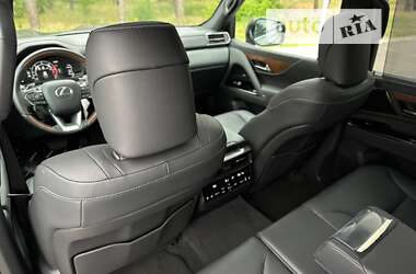 Внедорожник / Кроссовер Lexus LX 2023 в 