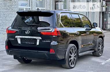 Внедорожник / Кроссовер Lexus LX 2017 в 