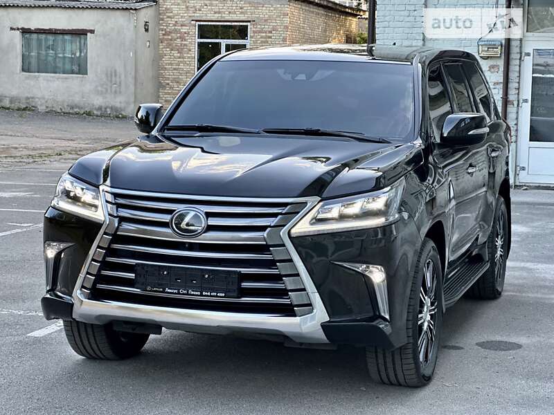 Позашляховик / Кросовер Lexus LX 2017 в Києві