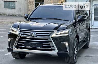 Внедорожник / Кроссовер Lexus LX 2017 в 