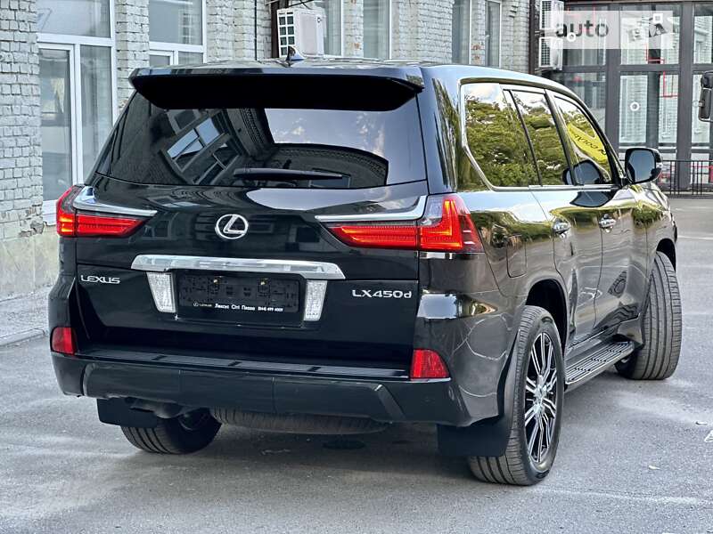 Позашляховик / Кросовер Lexus LX 2017 в Києві