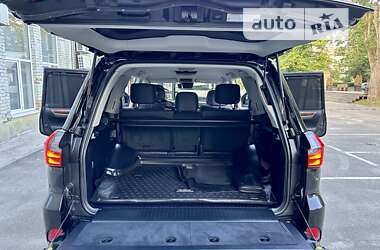 Внедорожник / Кроссовер Lexus LX 2017 в 