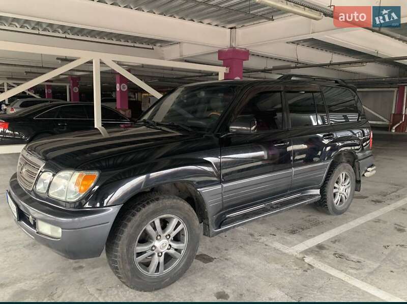 Позашляховик / Кросовер Lexus LX 2005 в Києві