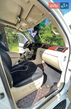 Внедорожник / Кроссовер Lexus LX 2011 в 