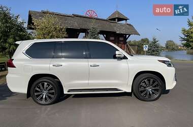 Внедорожник / Кроссовер Lexus LX 2017 в 