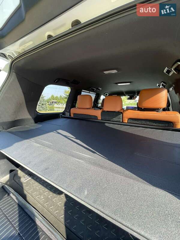 Позашляховик / Кросовер Lexus LX 2017 в Києві