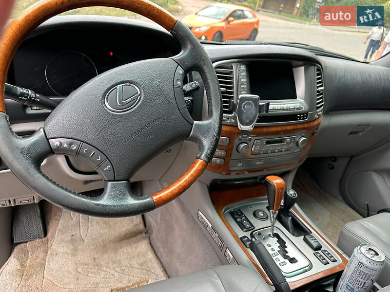 Внедорожник / Кроссовер Lexus LX 2007 в Киеве
