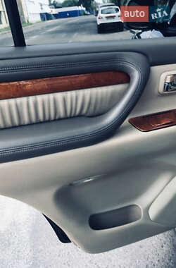 Внедорожник / Кроссовер Lexus LX 2005 в Киеве