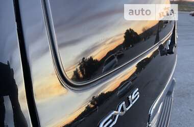 Внедорожник / Кроссовер Lexus LX 2005 в 