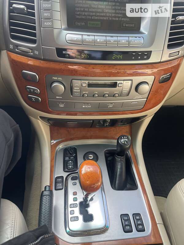Внедорожник / Кроссовер Lexus LX 2005 в Луцке