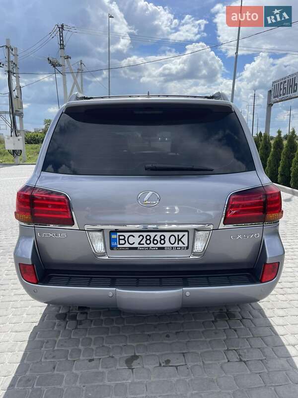 Внедорожник / Кроссовер Lexus LX 2008 в Львове