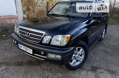 Позашляховик / Кросовер Lexus LX 2004 в Косові