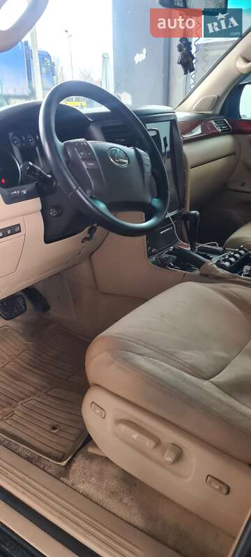 Позашляховик / Кросовер Lexus LX 2008 в Львові