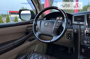 Внедорожник / Кроссовер Lexus LX 2010 в Черкассах