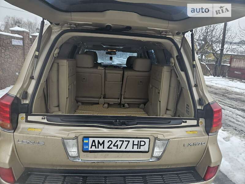 Внедорожник / Кроссовер Lexus LX 2008 в Житомире