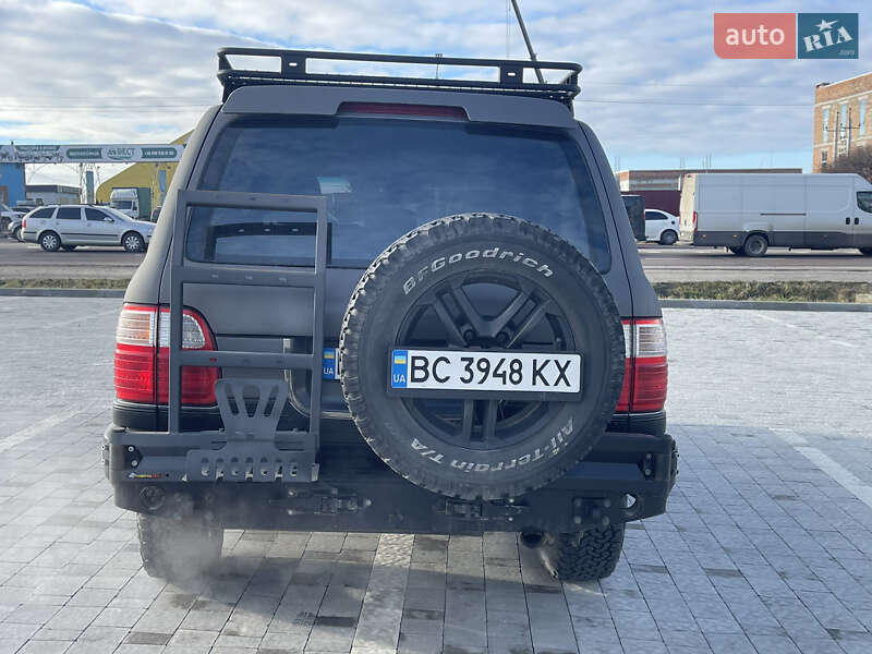 Позашляховик / Кросовер Lexus LX 2002 в Львові