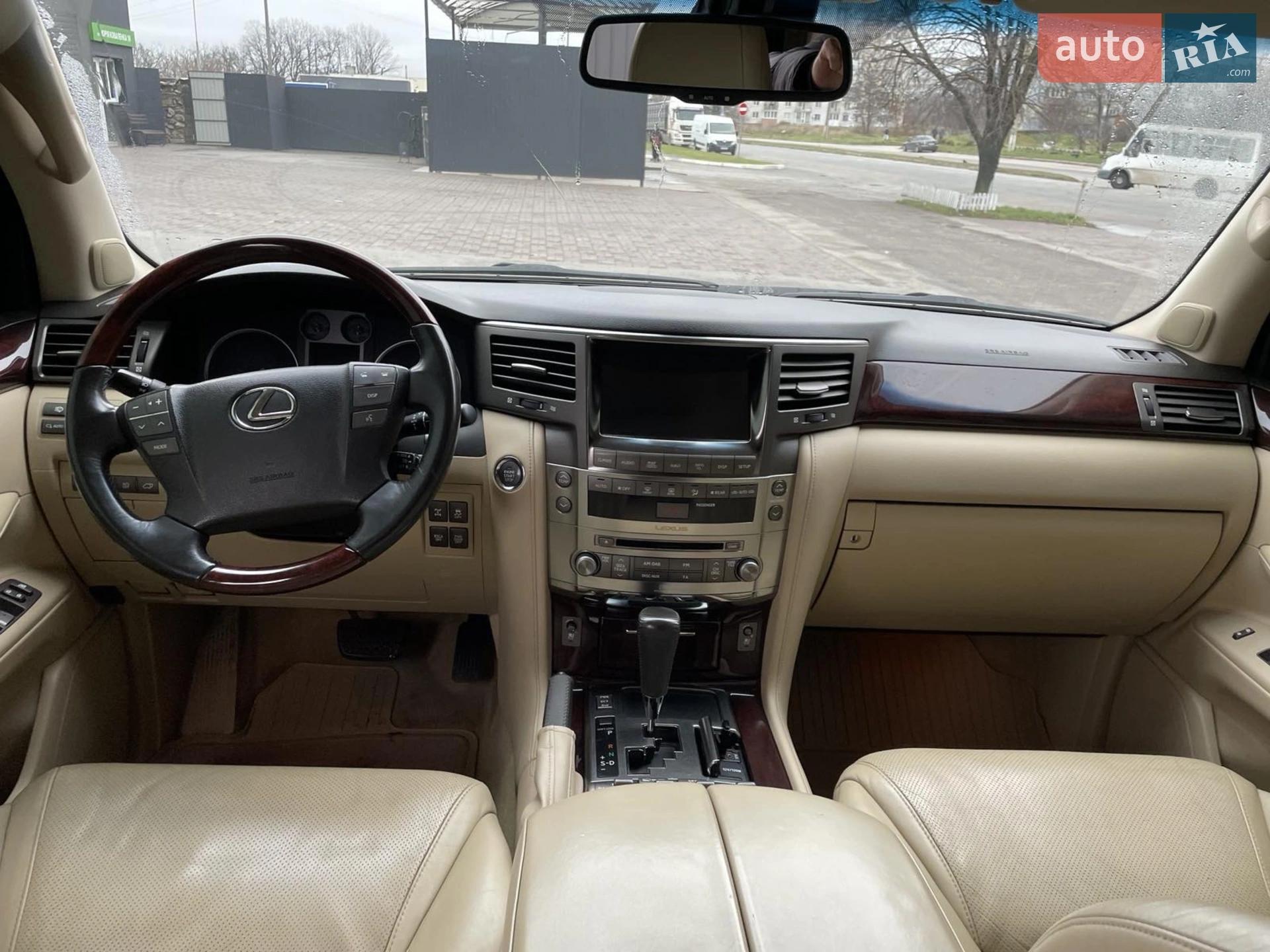 2010 Lexus LX - мініатюра 4