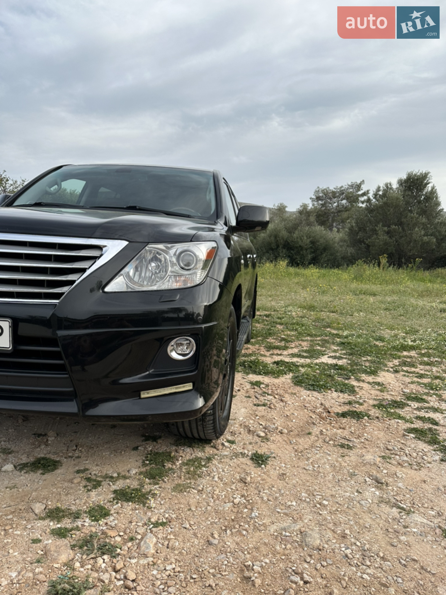 2011 Lexus LX - мініатюра 3