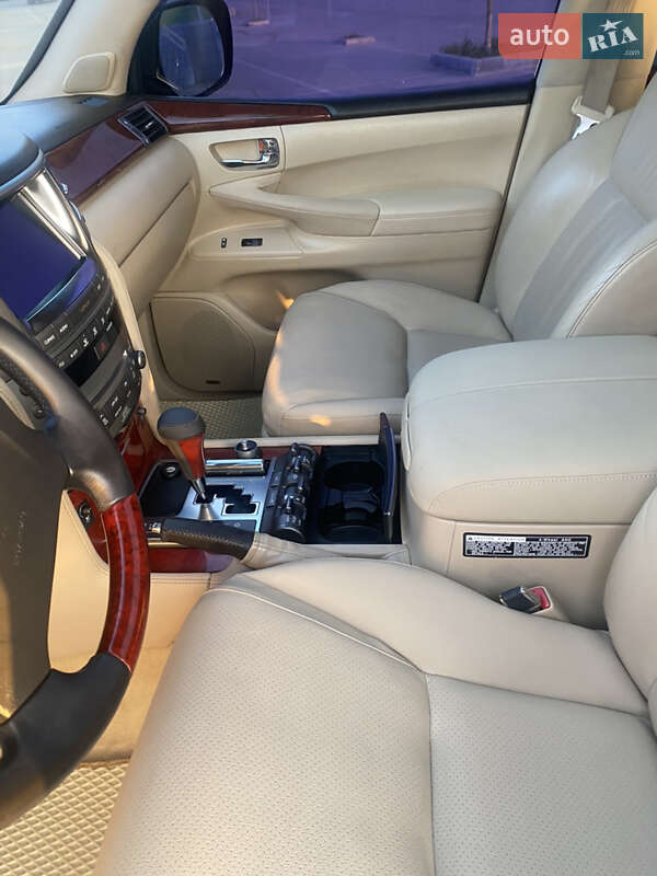 Внедорожник / Кроссовер Lexus LX 2008 в Одессе фото 33 Внедорожник / Кроссовер Lexus LX 2008 в Одессе