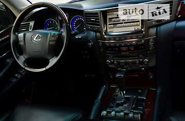 Внедорожник / Кроссовер Lexus LX 2012 в Днепре